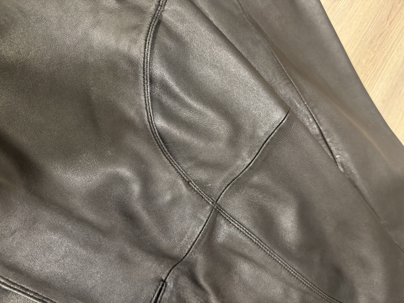 London Fog Women’s well-tailored Black Leather Long Overcoat Lined Size L Y2K