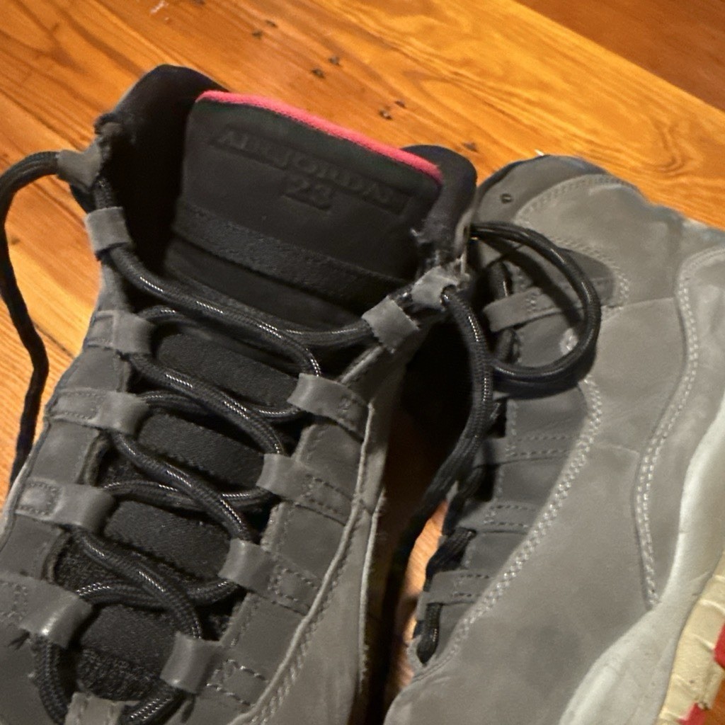 Size 7 (GS) – Jordan 10 Retro Mid Smoke Grey