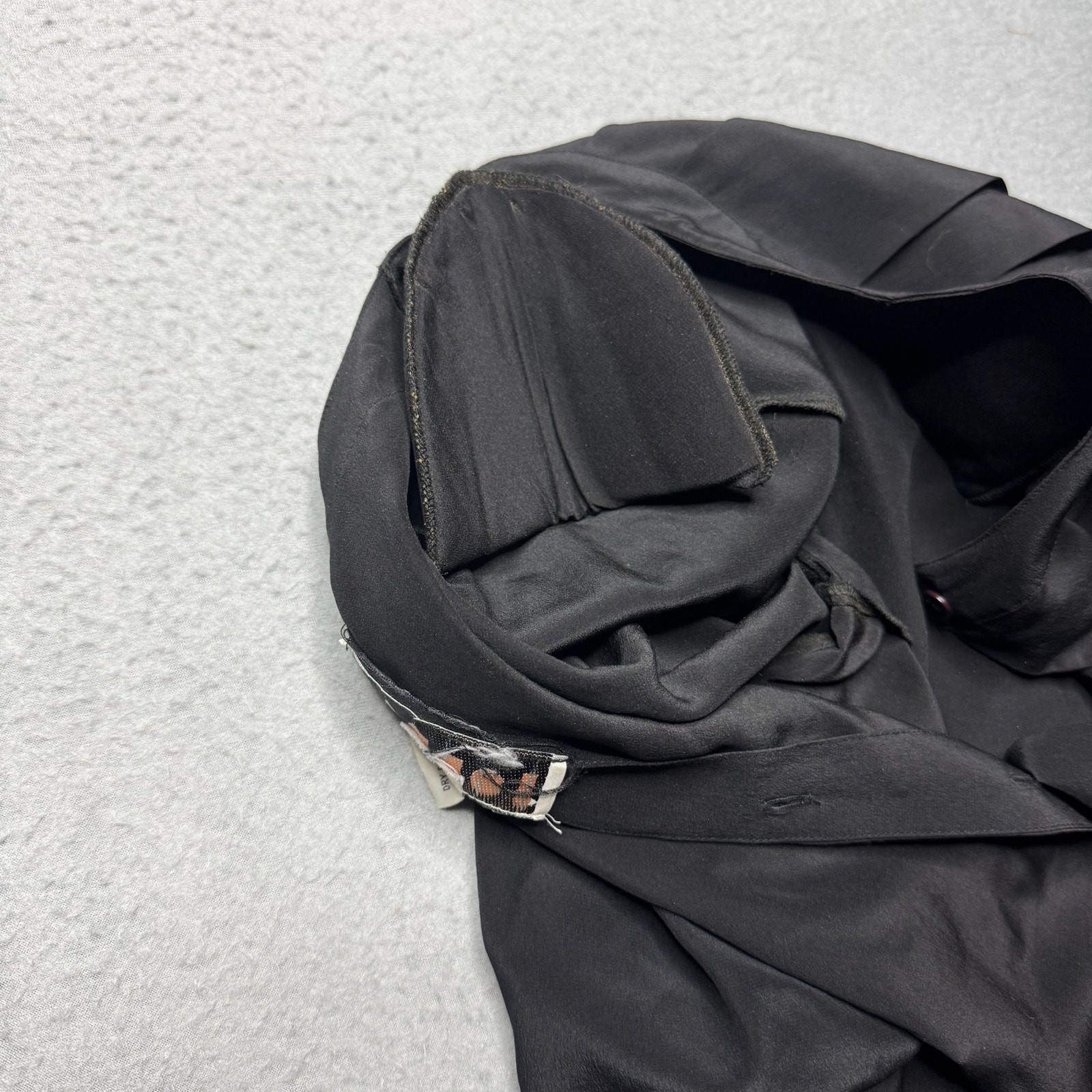 Vintage 100% Silk Pleated 80’s Style Blouse Button Down Back Old Money – Sz 8