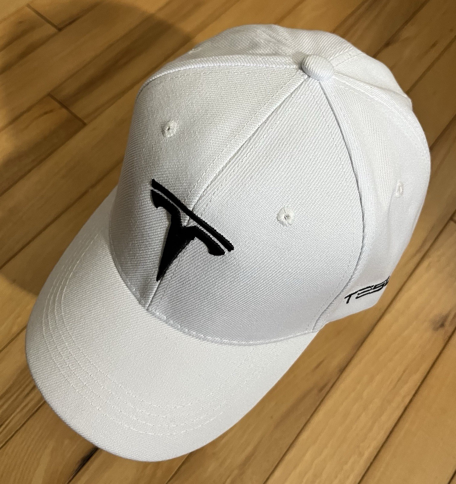 Auto-Car Tesla Symbol Baseball Cap. *** A hat worth more than its price.