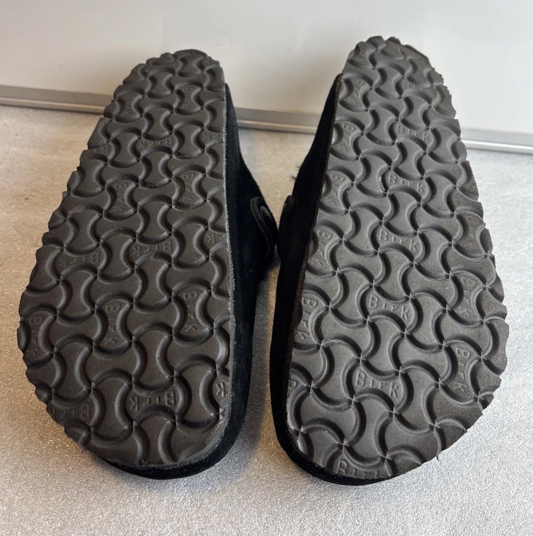 Birkenstock Suede Boston Black Shearling Size 39 US W -8-M-6 Clogs Slides
