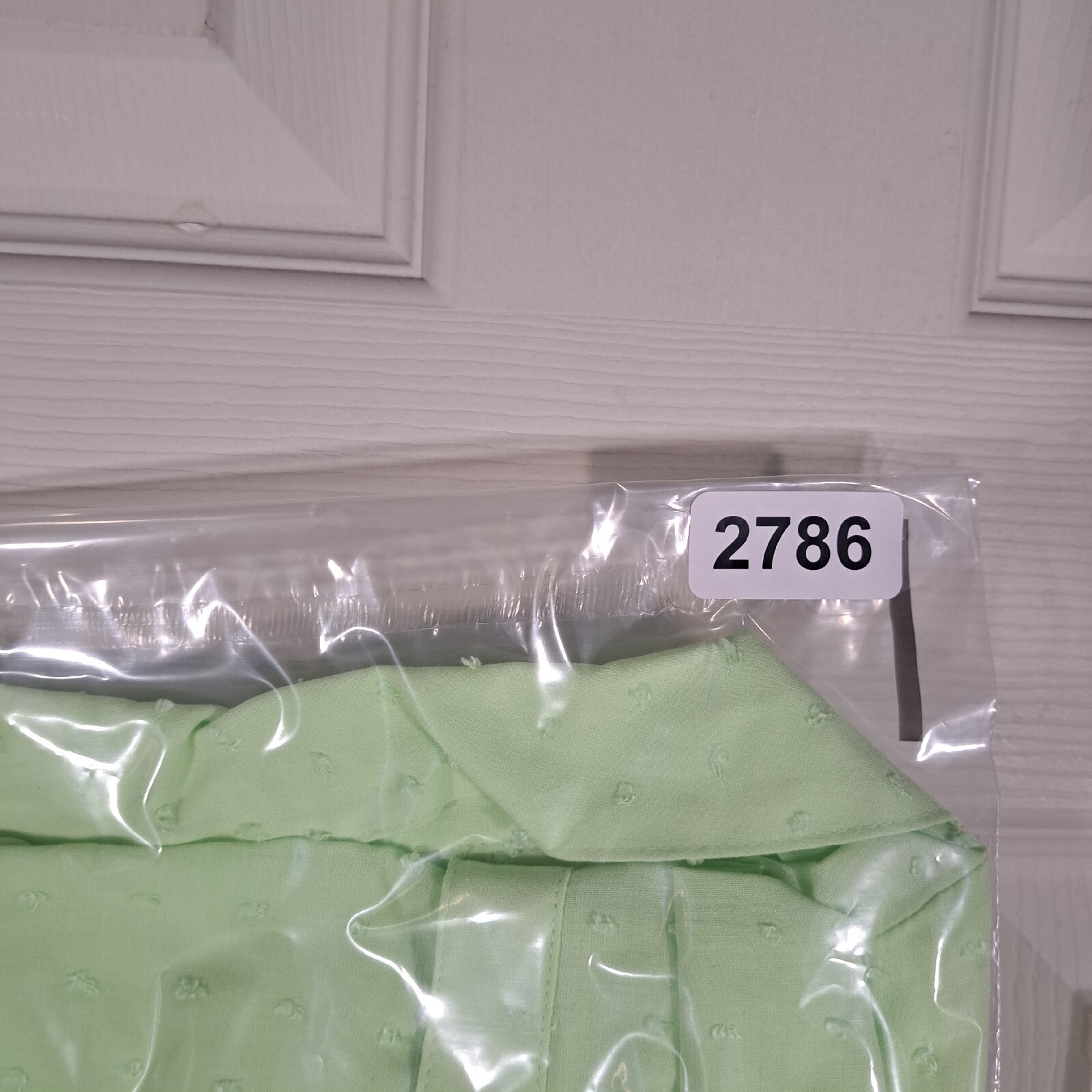Candies Button Up Shirt Womens Size XS Green Cuffed Textured Sheer NWT $38.00