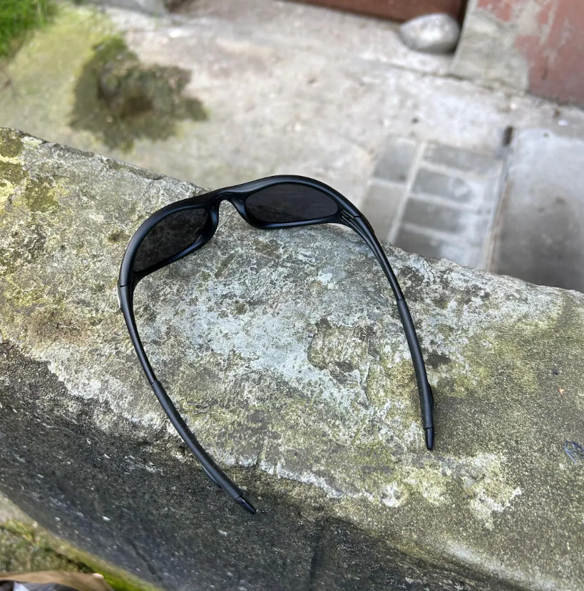 Vintage Oakley Minute Sunglasses Black Frame Black Lenses Y2K Gorpcore