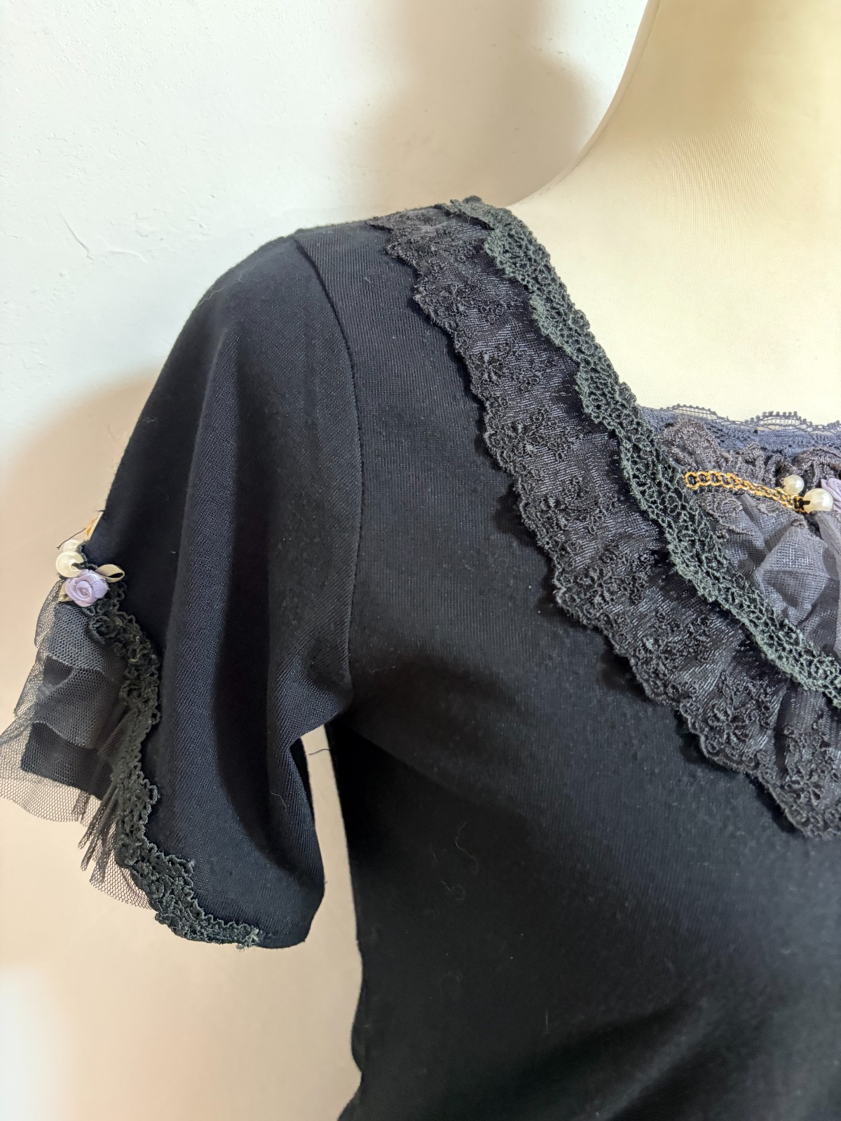 Axes Femme Black Top Rose Bead Pearl Square Neck Tulle Lace Kawaii Fairy Kei M