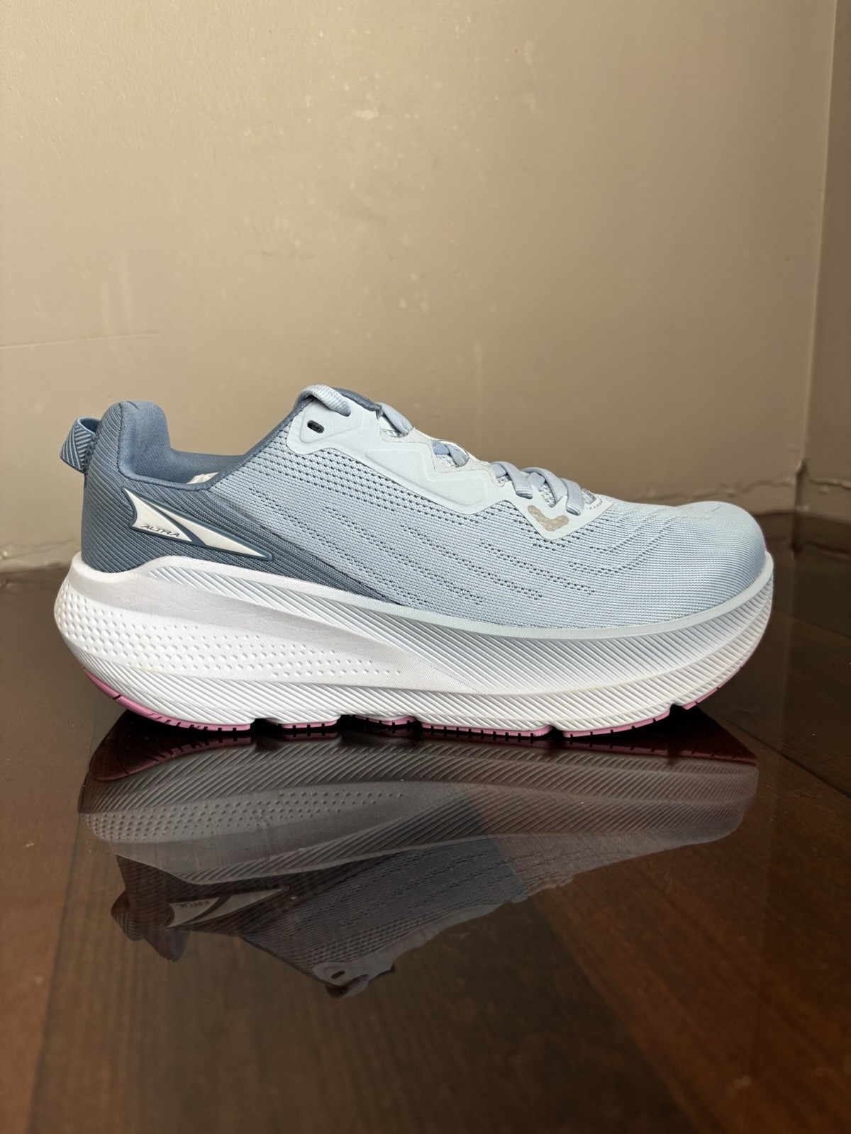 Altra FWD via Women’s Running Shoes Size 8 W, Light Blue (New In Box)