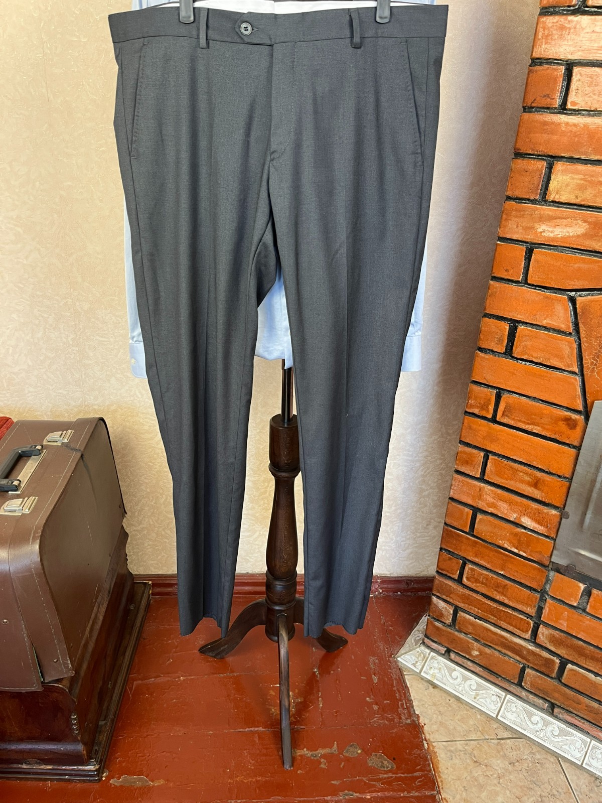 NWOT! Linea Sartoriale Gray 150’S Wool Half Lined Italian Formal Suit 42 W38 L33
