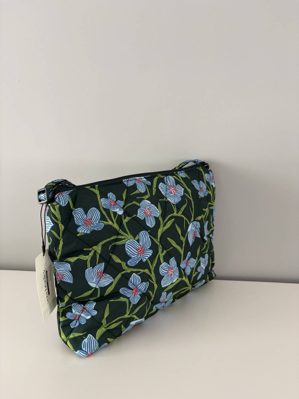 Vera Bradley NWT Large Hipster Crossbody in Ultralight CHARLOTTE STEMS Green
