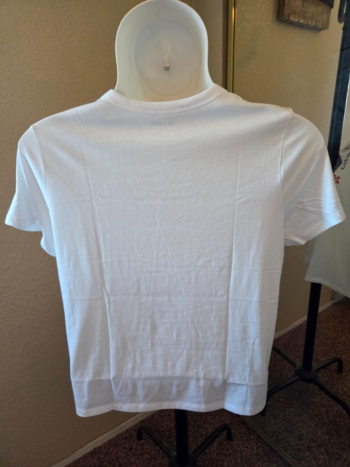 BRAND NEW Women’s OLD NAVY Size XL Celebrating 250 Years Patriotic Tee