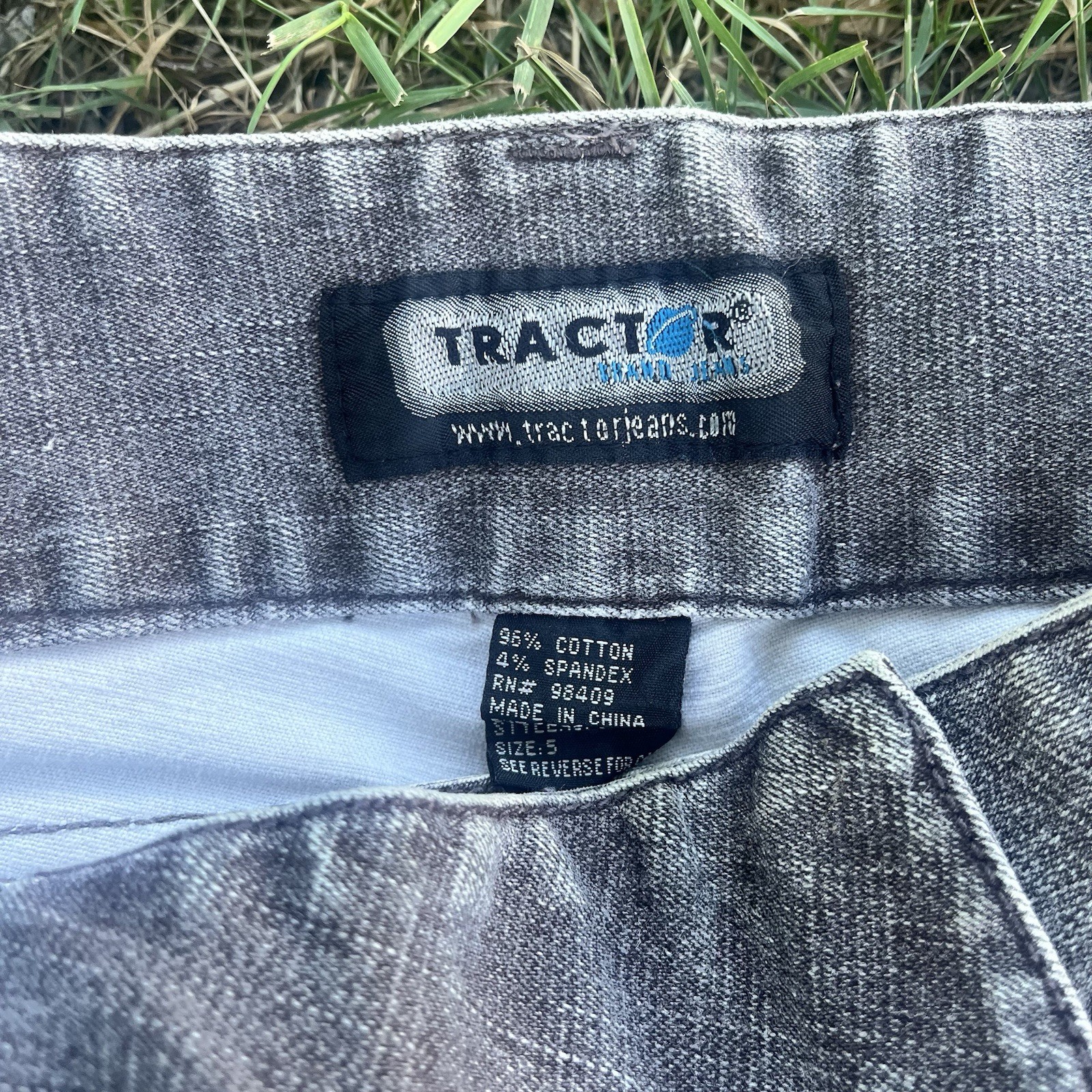 Women’s Tractor Wide Flare Y2K Fade Denim Jeans Size 5
