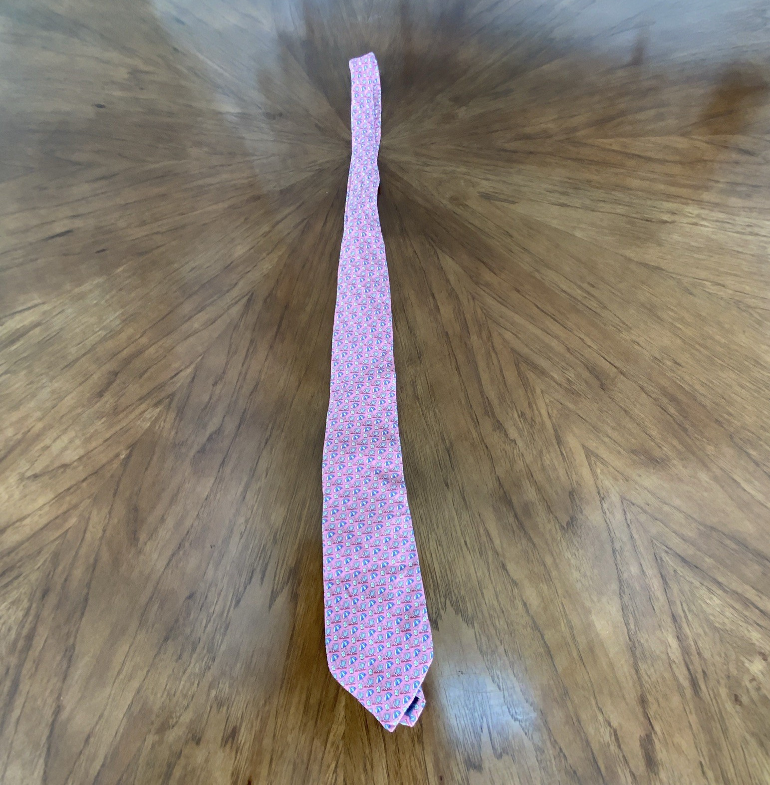 Vineyard Vines Men’s Pink Blue White Silk Geometric Pattern Tie