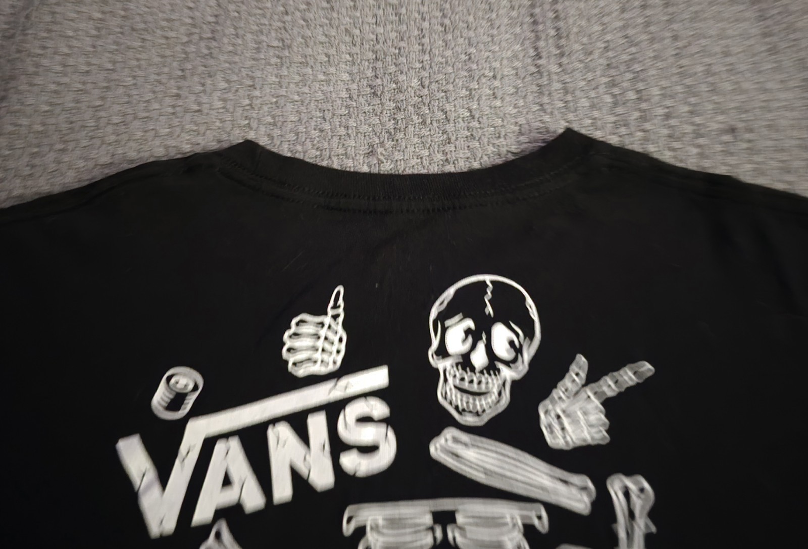 Vans Off The Wall Distressed Skeleton Graphic Tee Black Large size L