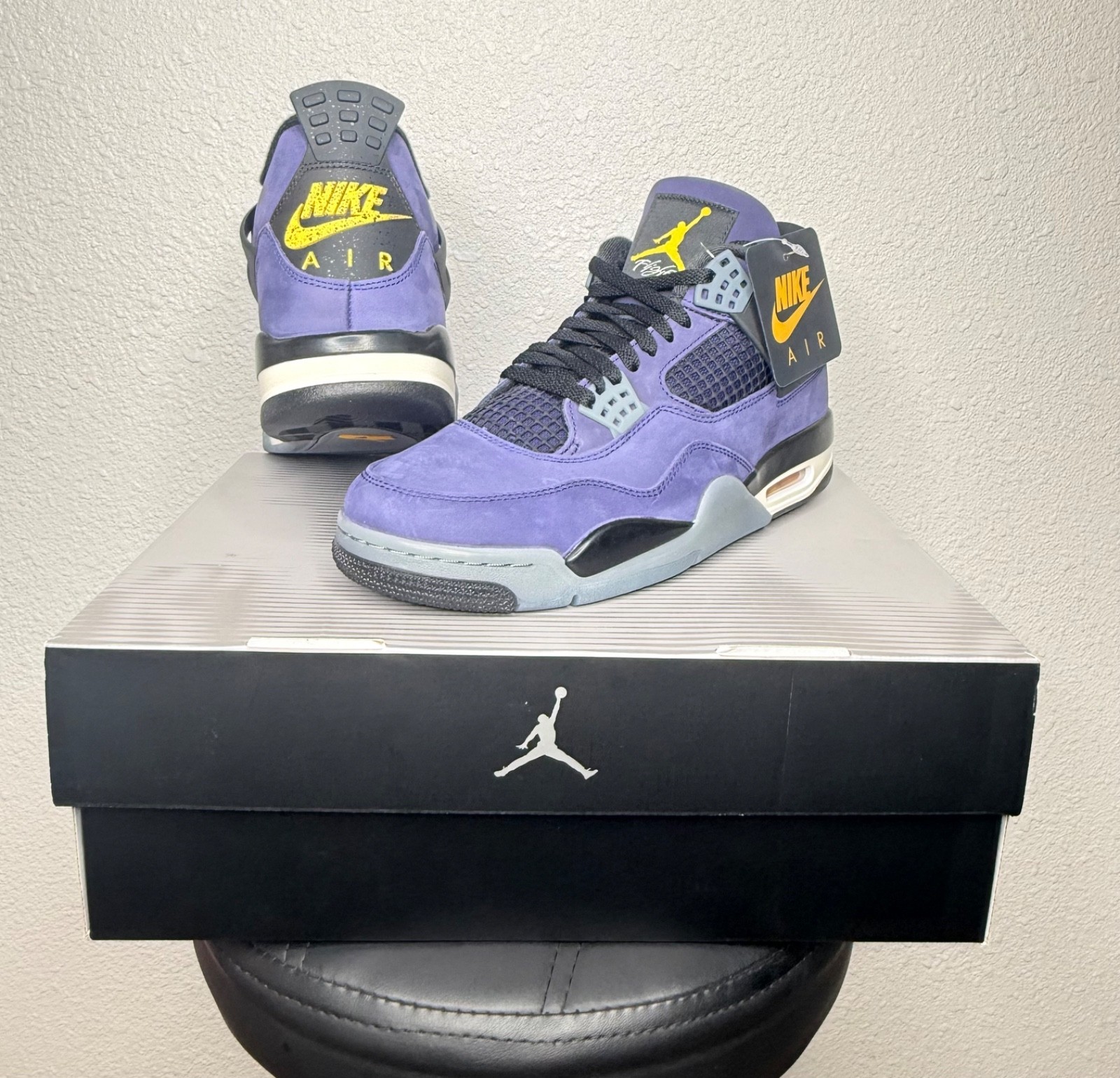 Size 10 – Air Jordan 4 Retro Lakers