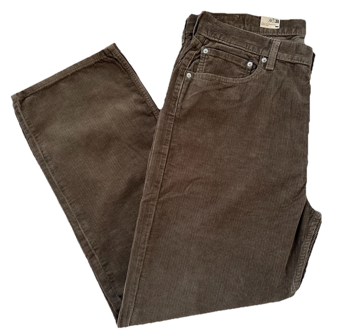 Levi’s Men’s 565 Loose Straight Corduroy Pants