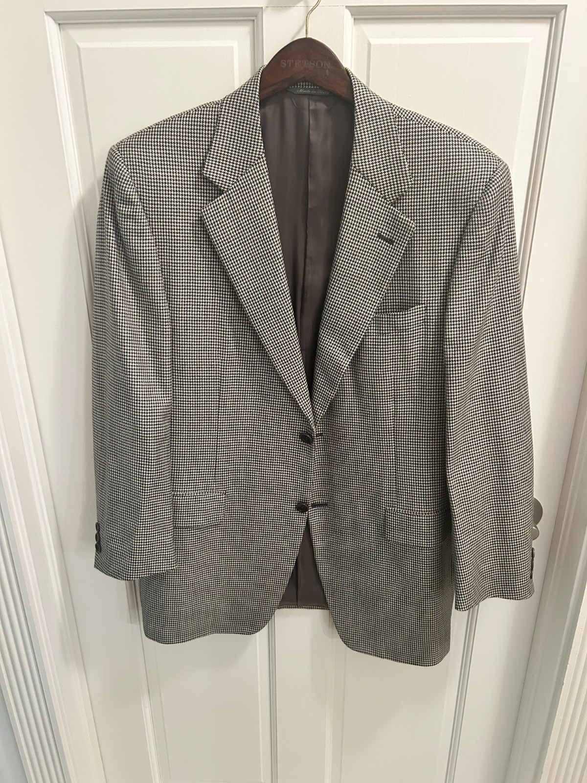 Men’s Canali 2 Button Sports Coat Size 40R in Gray Hounds Tooth