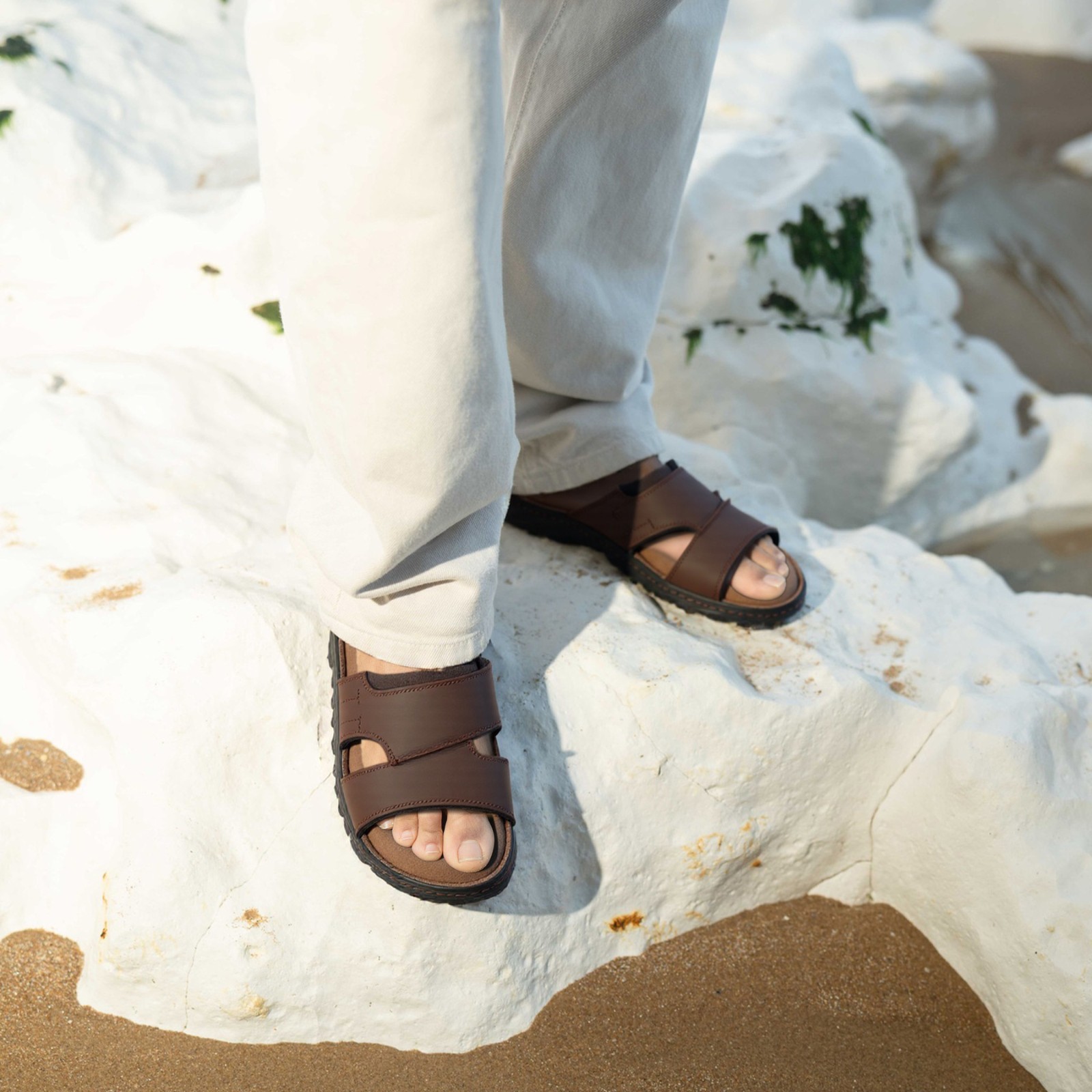 Mens Leather Slides Beach Sandals Outdoor Indoor Casual Comfort Slippers Sandal