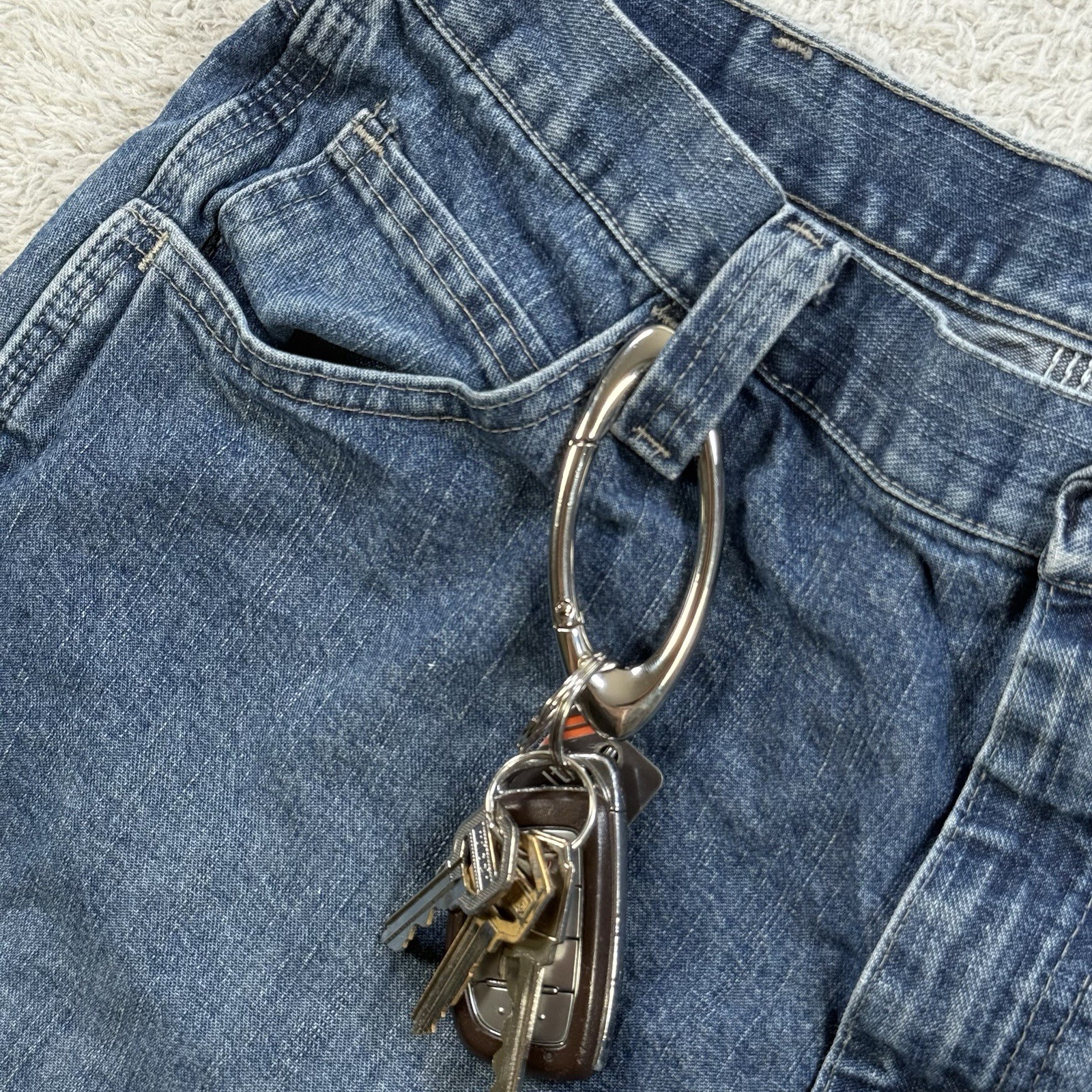 Y2K Oval Carabiner Clip Silver Metal Keychain Key Ring Hiking Gorpcore