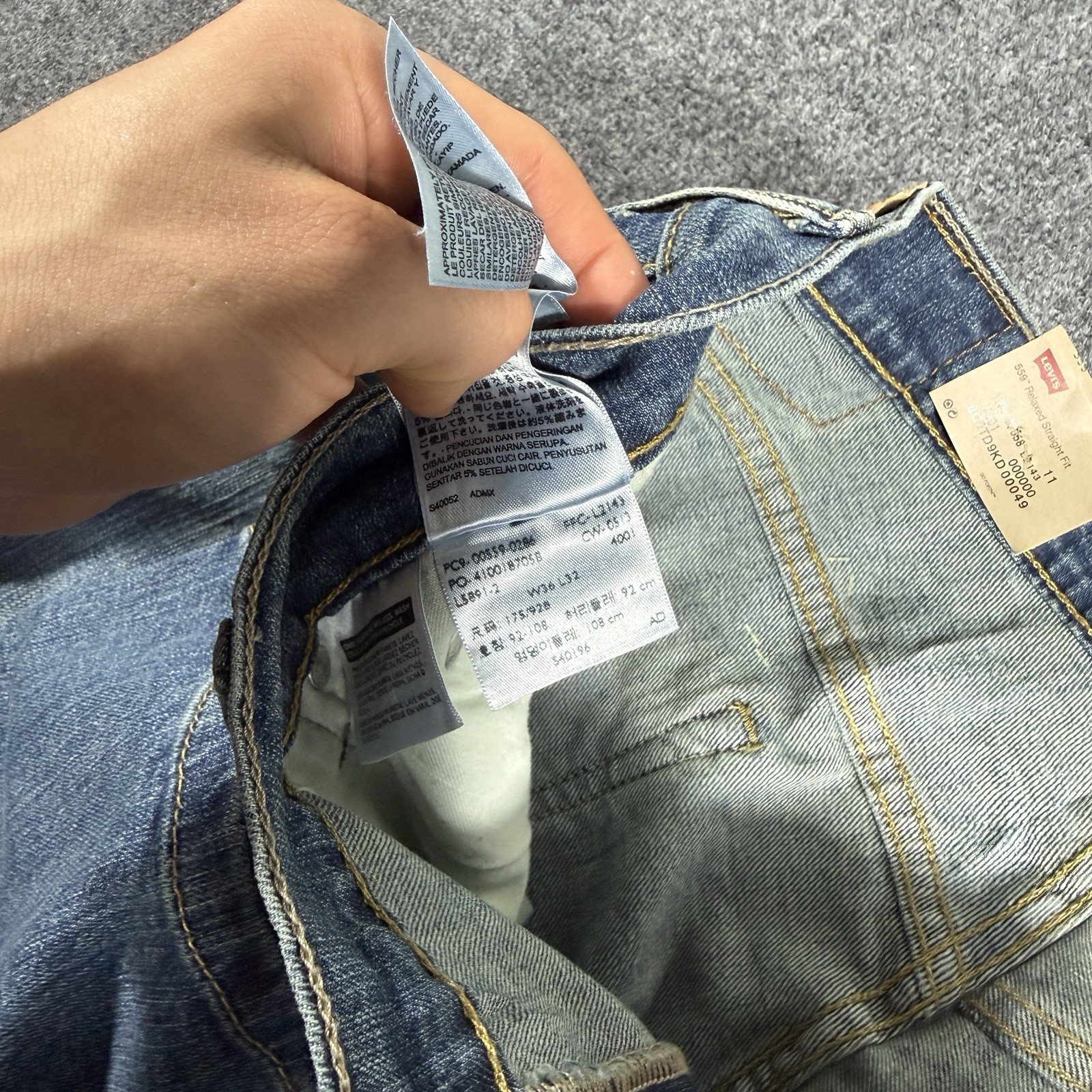 NWT Levi’s 559 Relaxed Straight Jeans Mens 36×32 Blue Medium Wash 100% Cotton