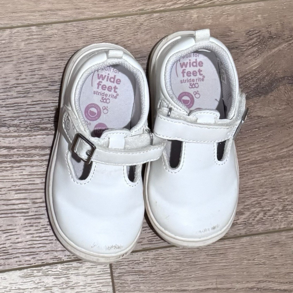 Stride Rite 360 Rena Mary Jane Dress Shoes White 6M Wide Buckle Strap