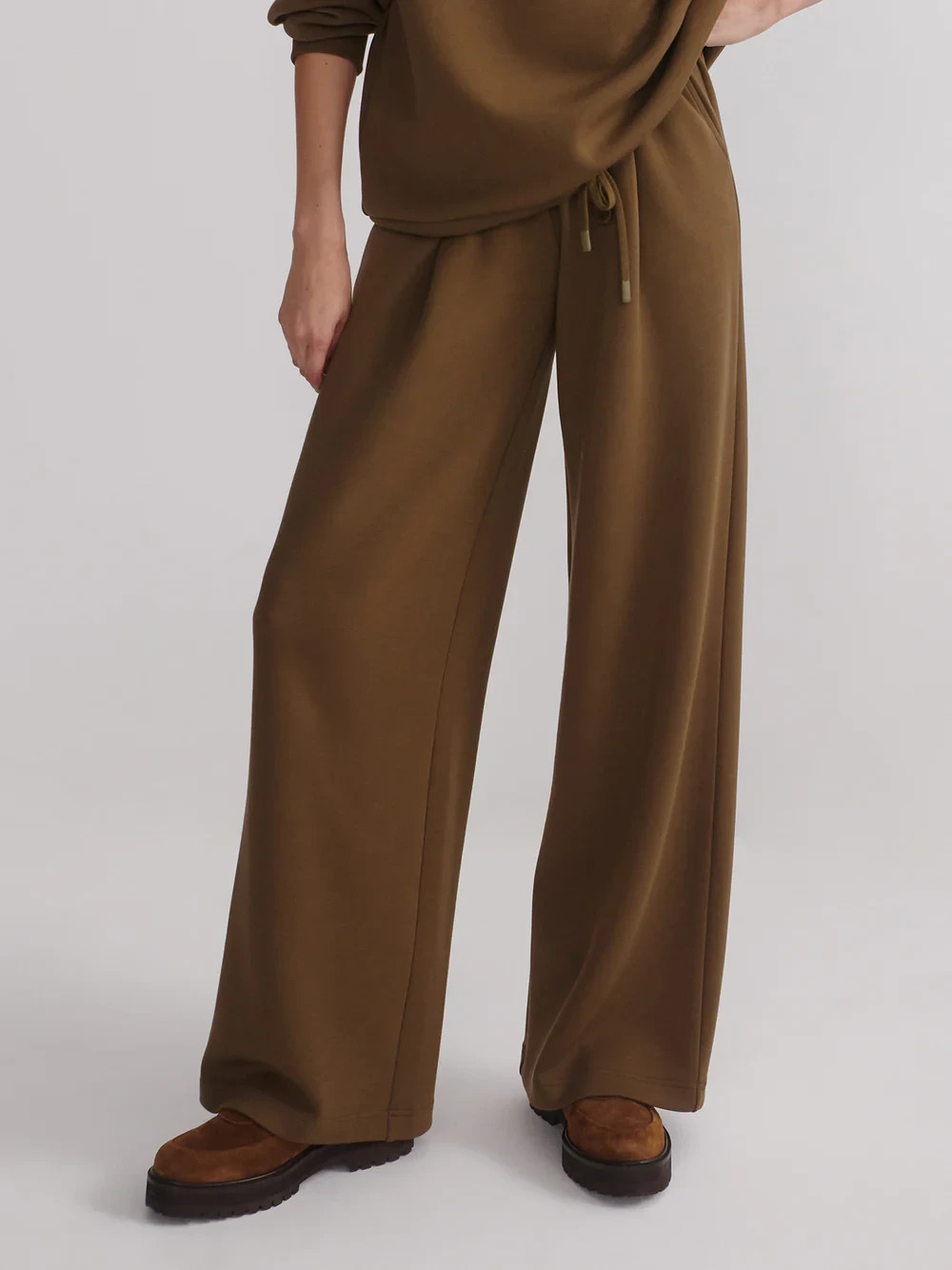 Brand New Varley The Extra Wide Leg Pant Multiple Colors and Sizes In Hand