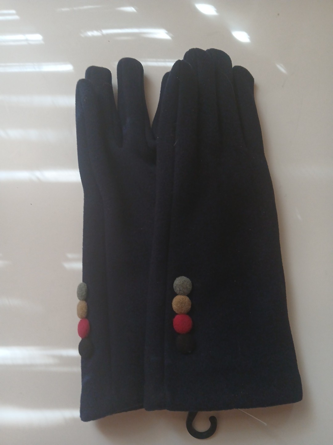 Women’s Gloves Smart Technology Touchscreen Compatible Four Button Detail Navy