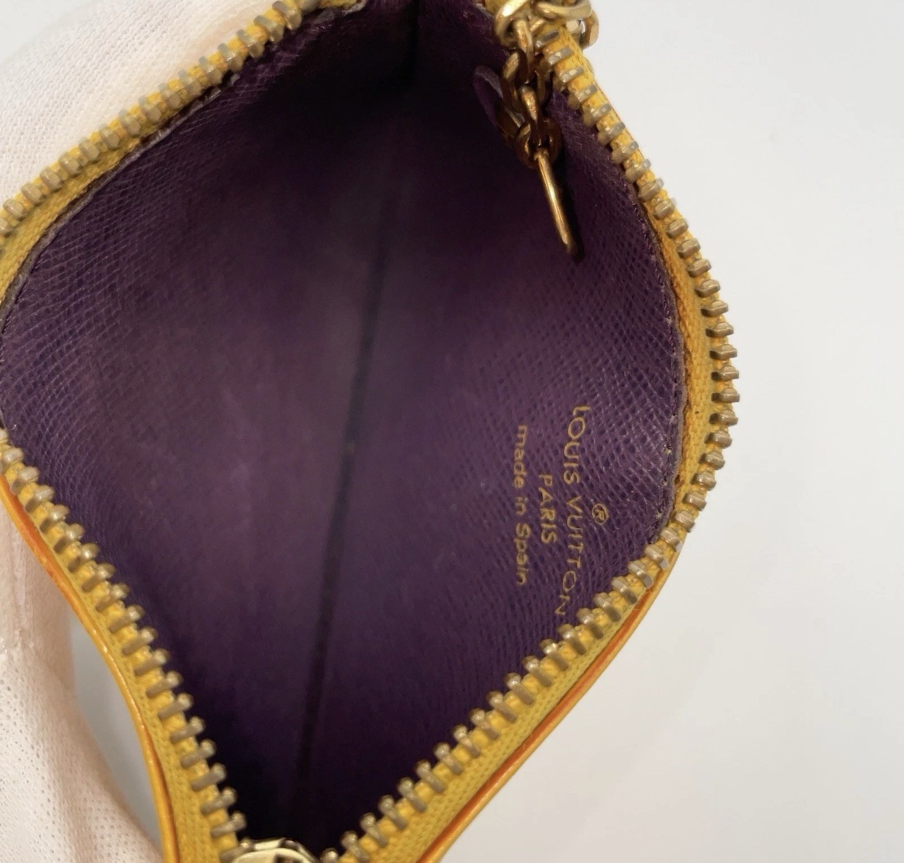 Louis Vuitton Epi Yellow Leather Key Cle Pouch Case Chain w/ Box and Dustbag