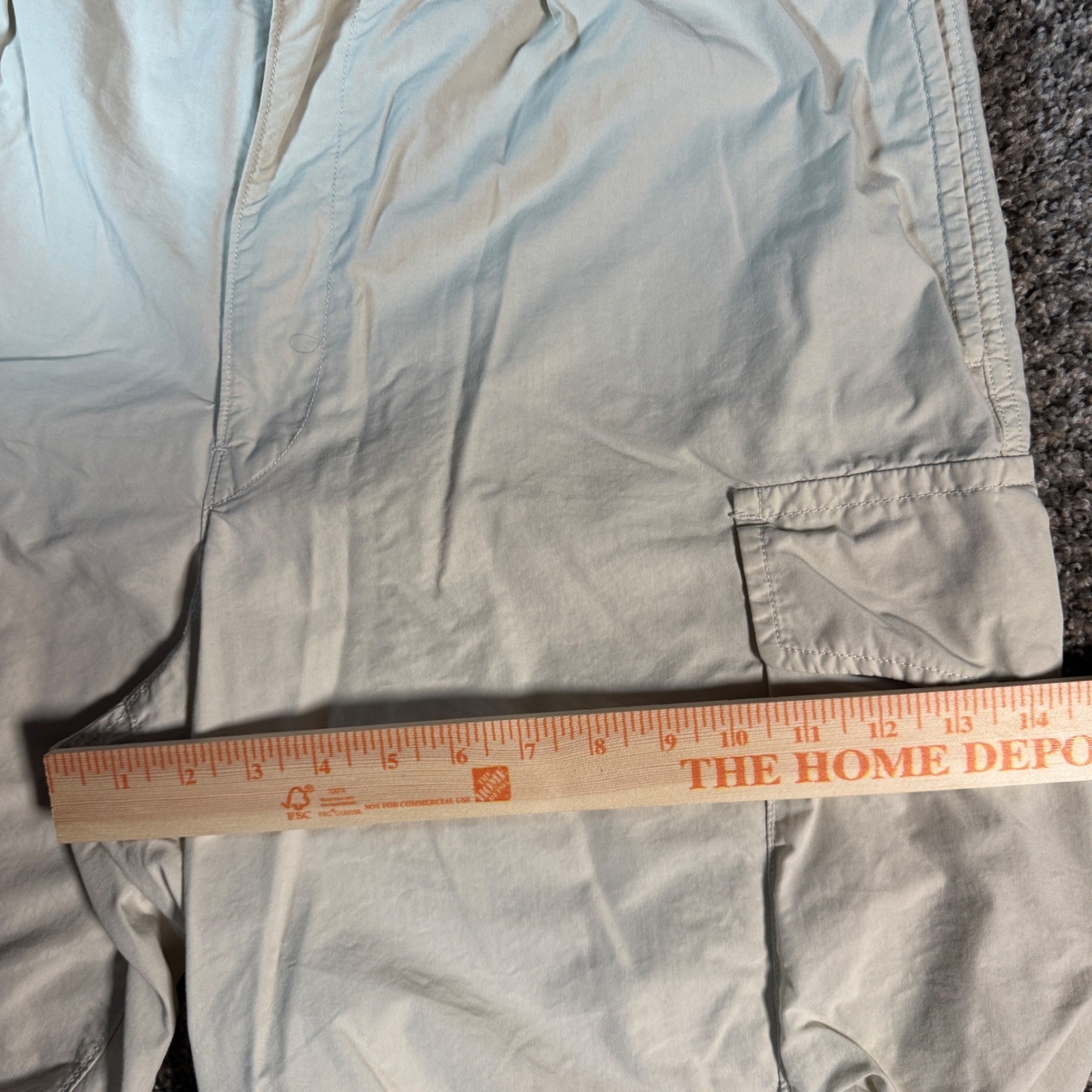 Uniqlo Mens Large Cargo Utility Pants Beige Cotton