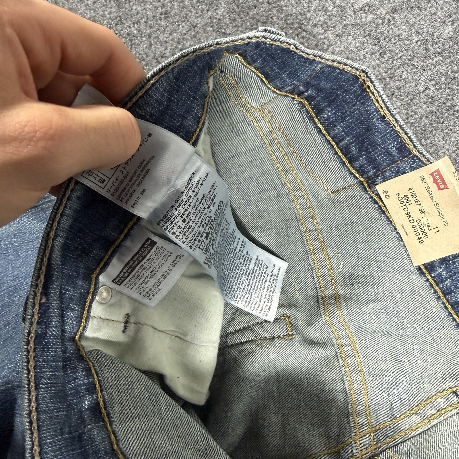 NWT Levi’s 559 Relaxed Straight Jeans Mens 36×32 Blue Medium Wash 100% Cotton