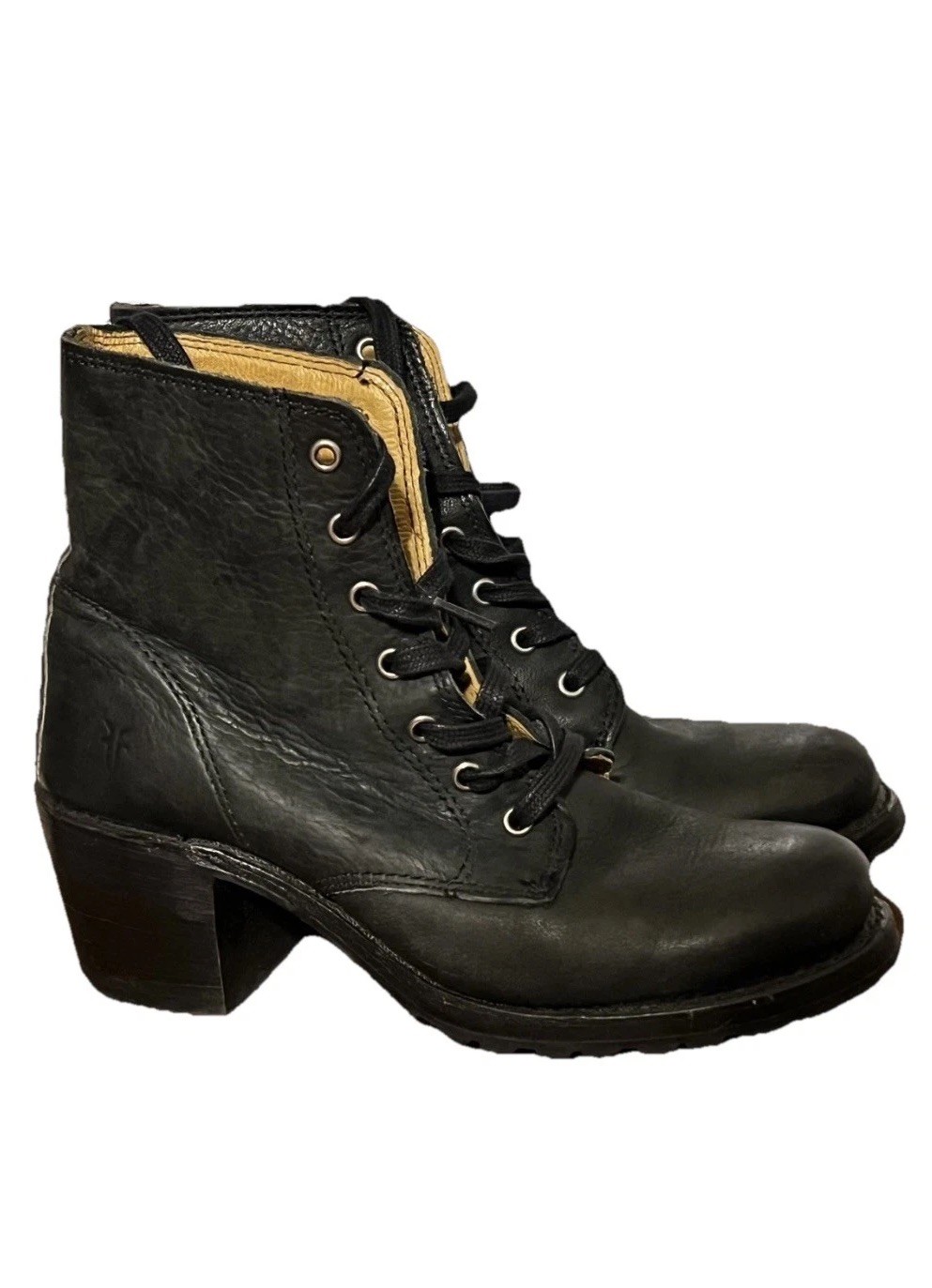 Frye Sabrina Black Leather Lace Up Ankle Boots Vibram Sole Size 7