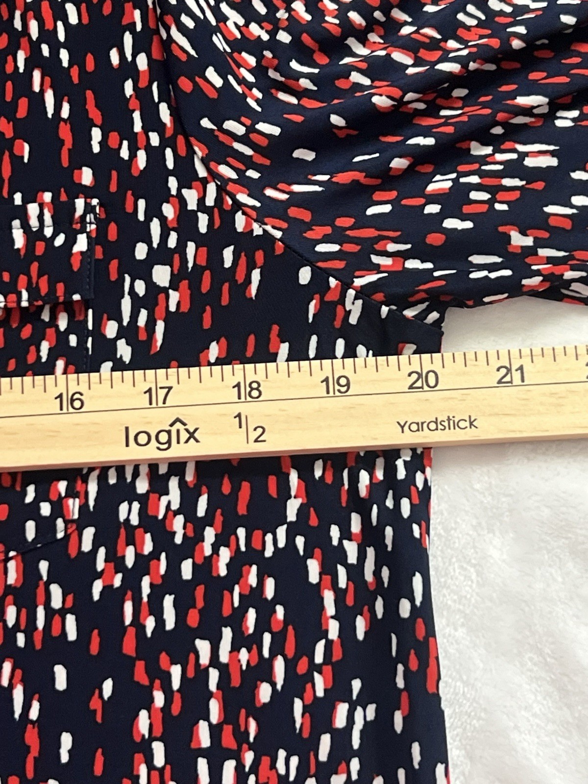 Ava & Grace Women’s Pop-Over Split Neck 3/4 Cuffed Sleeve Size M