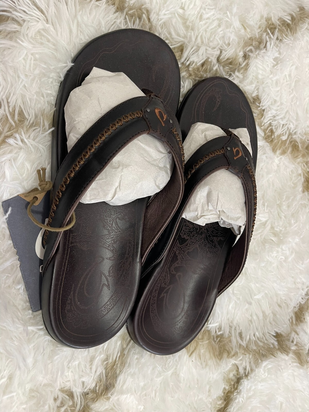 OluKai Men’s Size 11 Mea Ola Leather Beach Outdoor Sandals -Dark Java New In Box