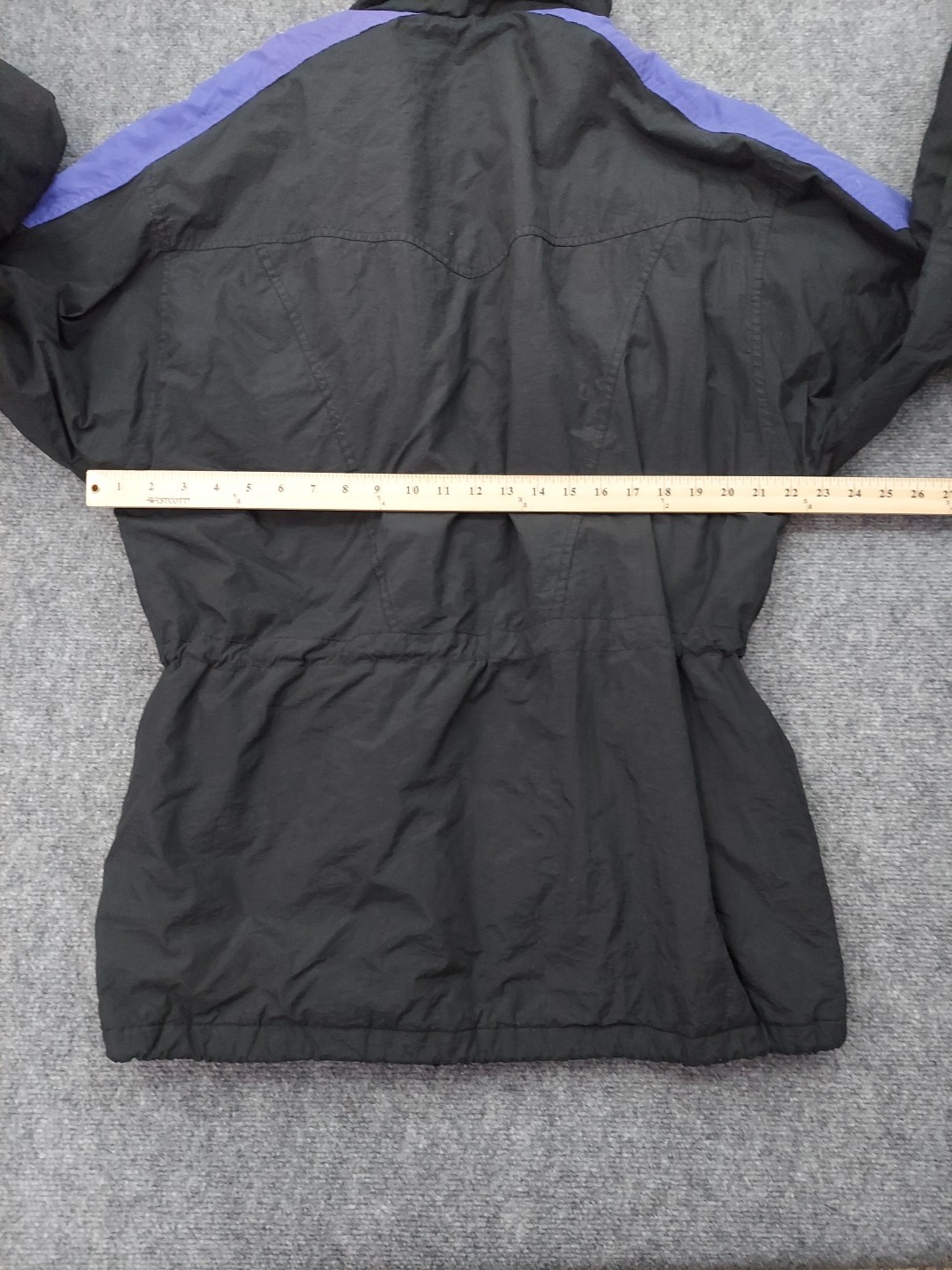 Vtg 80s 90s Helly Hansen Ski Jacket Europa Medium Black Purple Colorblock zip