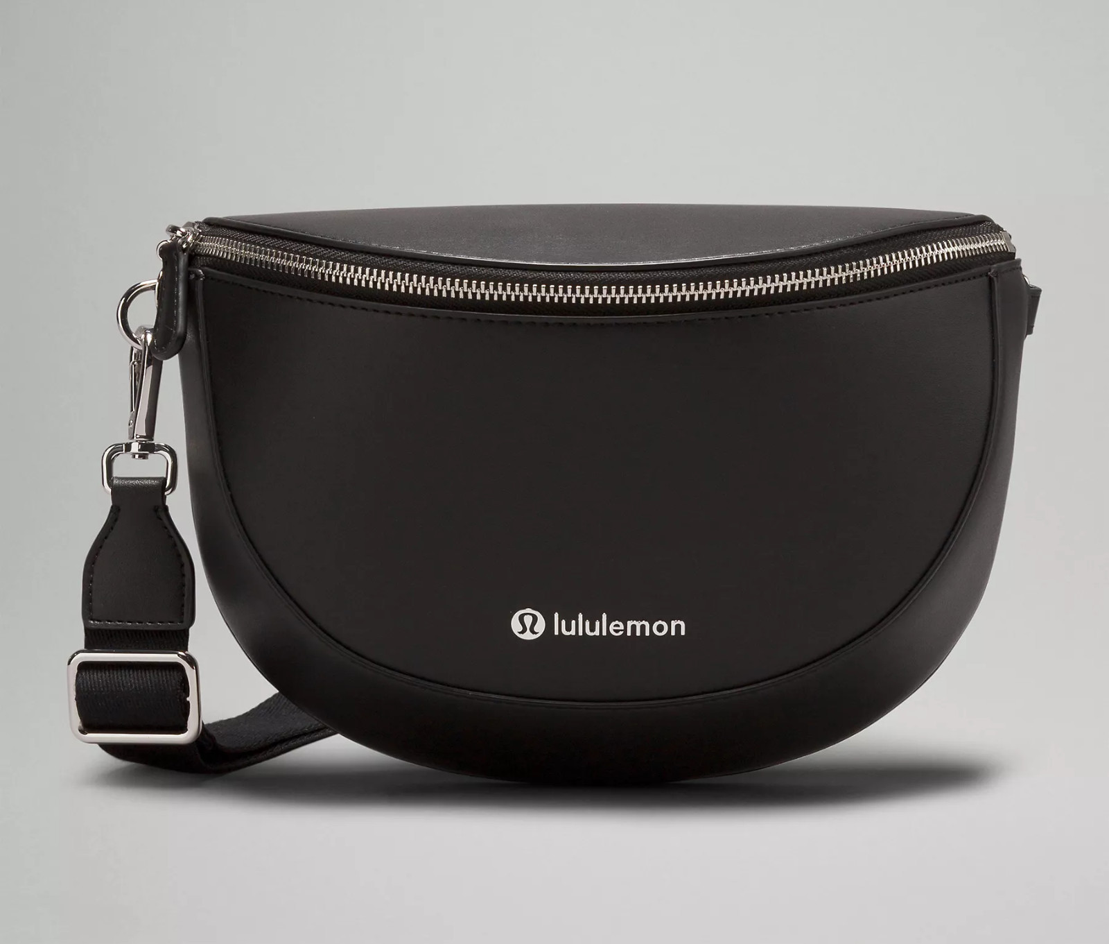 Brand New Lululemon Cactus Leather Alternative Saddle Crossbody Bag 2L Black