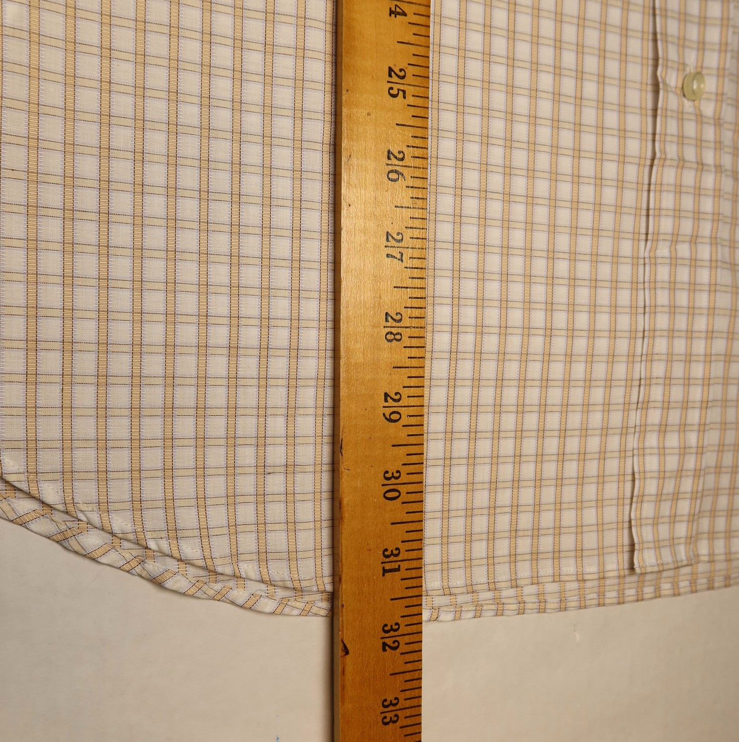 NWOT Hugo Boss Mens 16×32/33 Sharp Fit Dress Shirt Beige White Plaid 100% Cotton