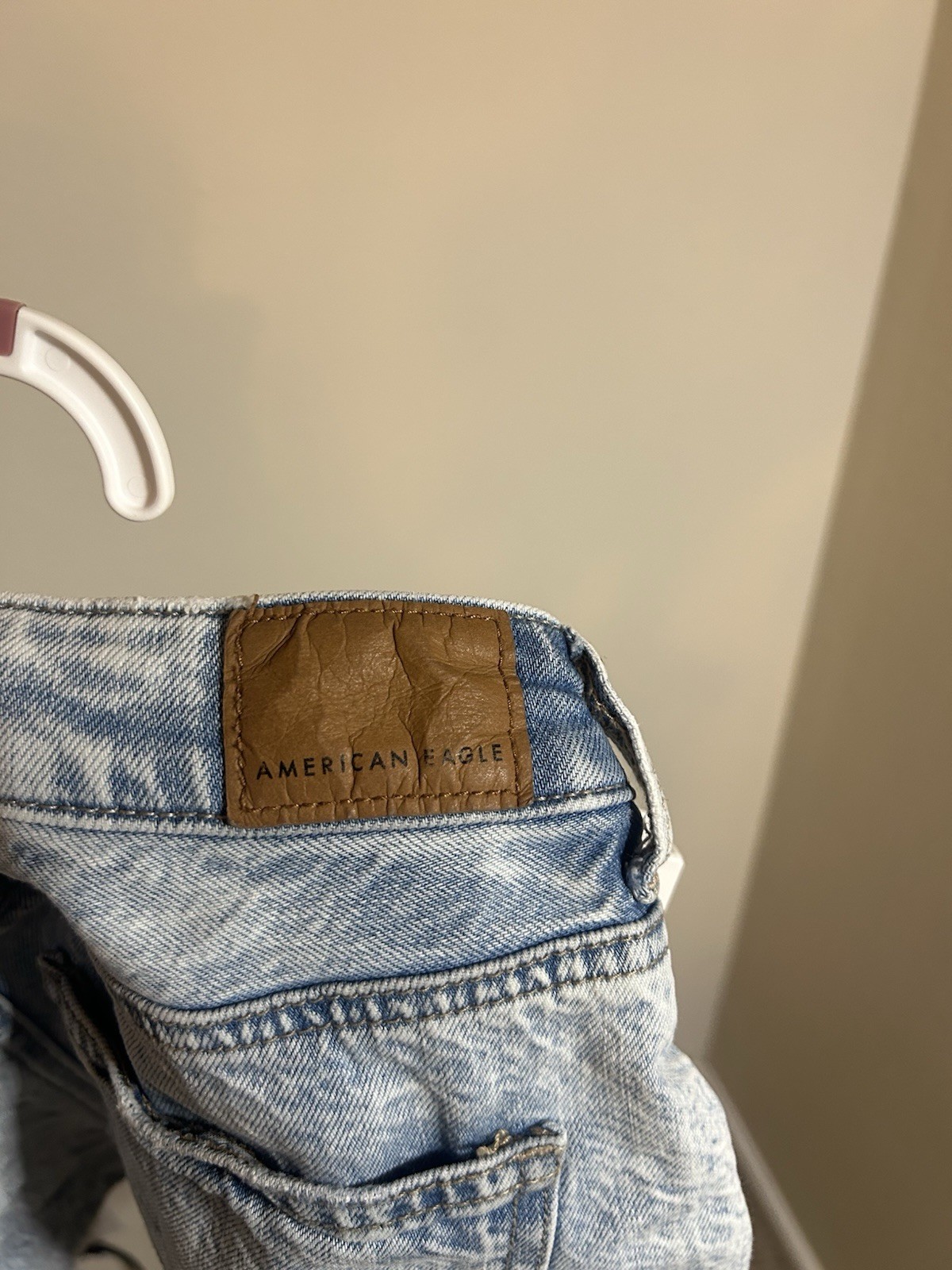 American Eagle Outfitters High Rise Light Wash Cut-Off Shorts Size 0