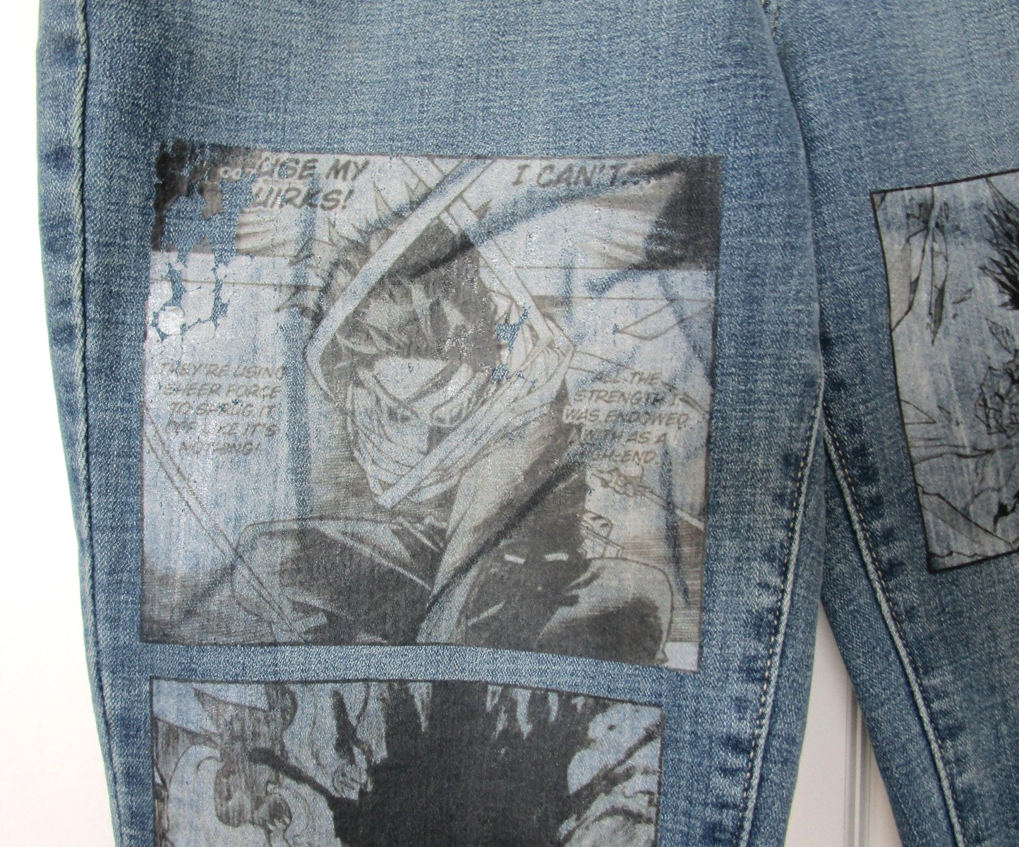Levis 505 Hero Academia Graphic Print Straight Leg Custom Denim Jeans Women Sz 4
