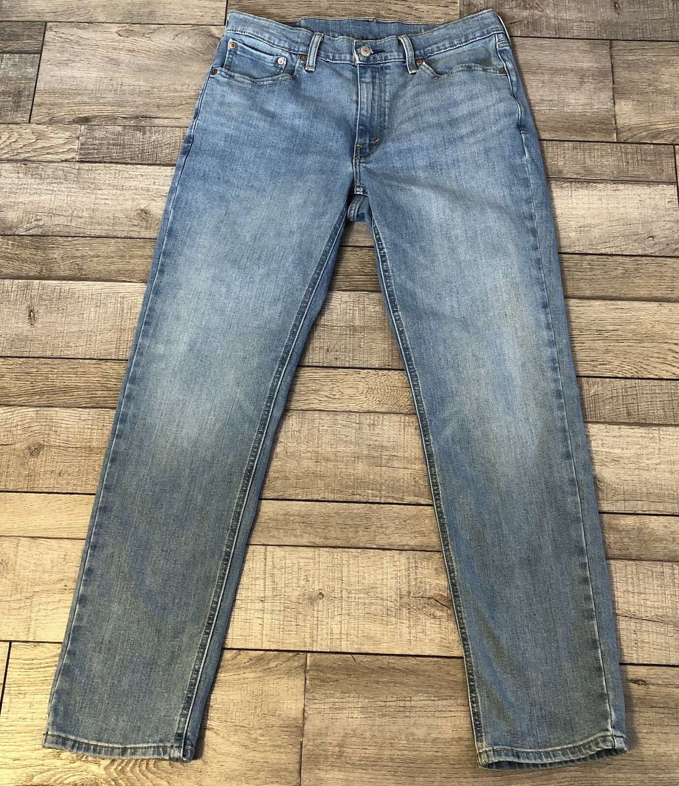 Levi’s 541 All Seasons Tech Jeans Mens Size 32x(31) Straight Leg Medium Wash