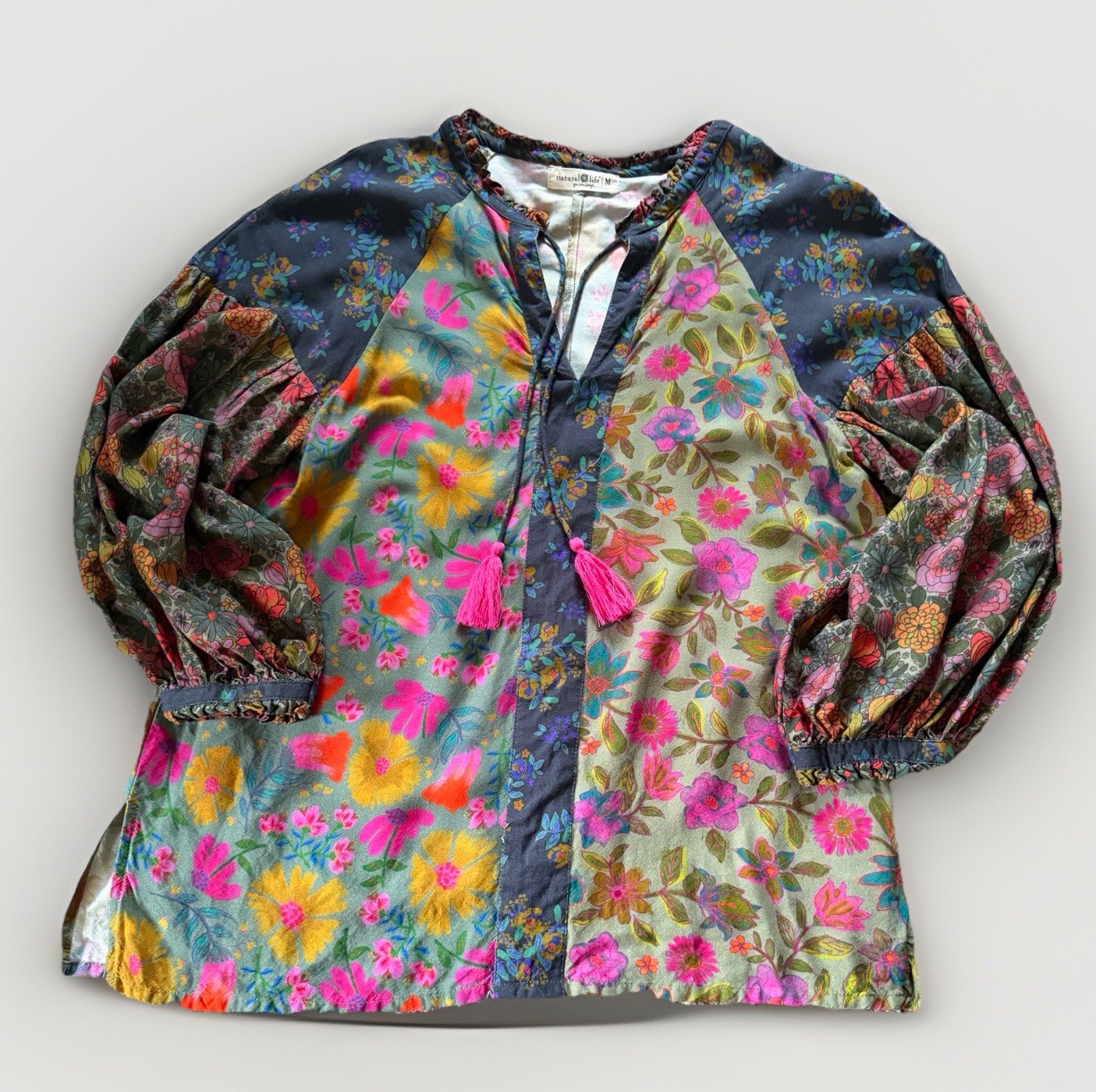 Natural Life Blouse Womens M Floral V Neck 3/4 Sleeve Boho Peasant Tassel Top