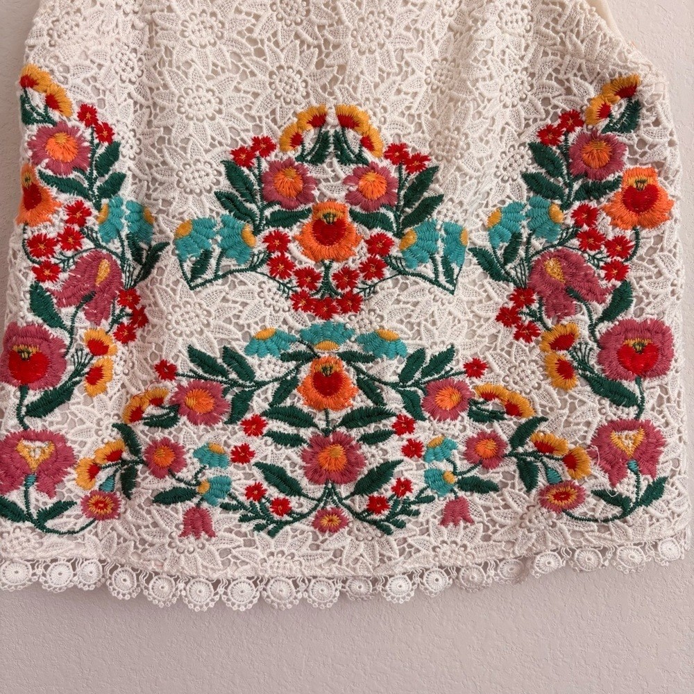 Maeve Anthropologie Embroidered Tank Top Small