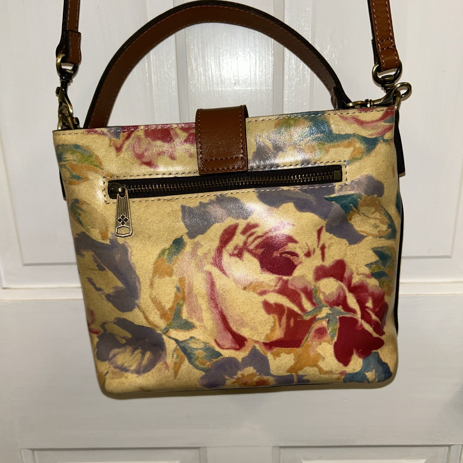 Patricia Nash Irving Bucket Crossbody “Victorian Garden” Front Buckle