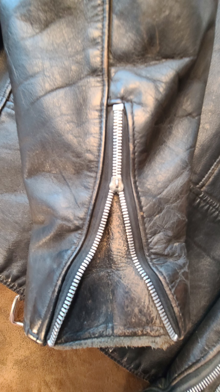 VTG Steer Brand Distressed Leather Motorcycle Biker Jacket Black Sz 42 USA- READ