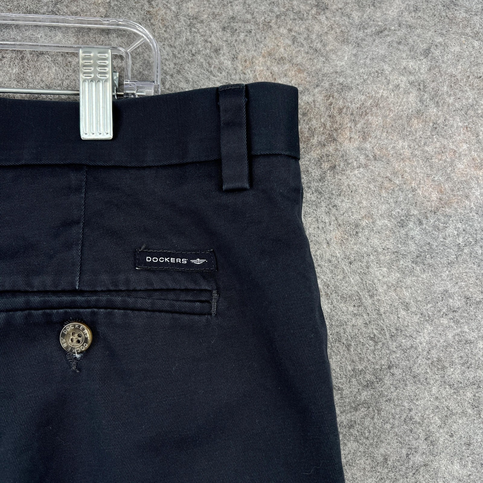 Dockers Chino Pants Mens 38×30 Blue Relaxed Fit Pleated Cotton Casual Office