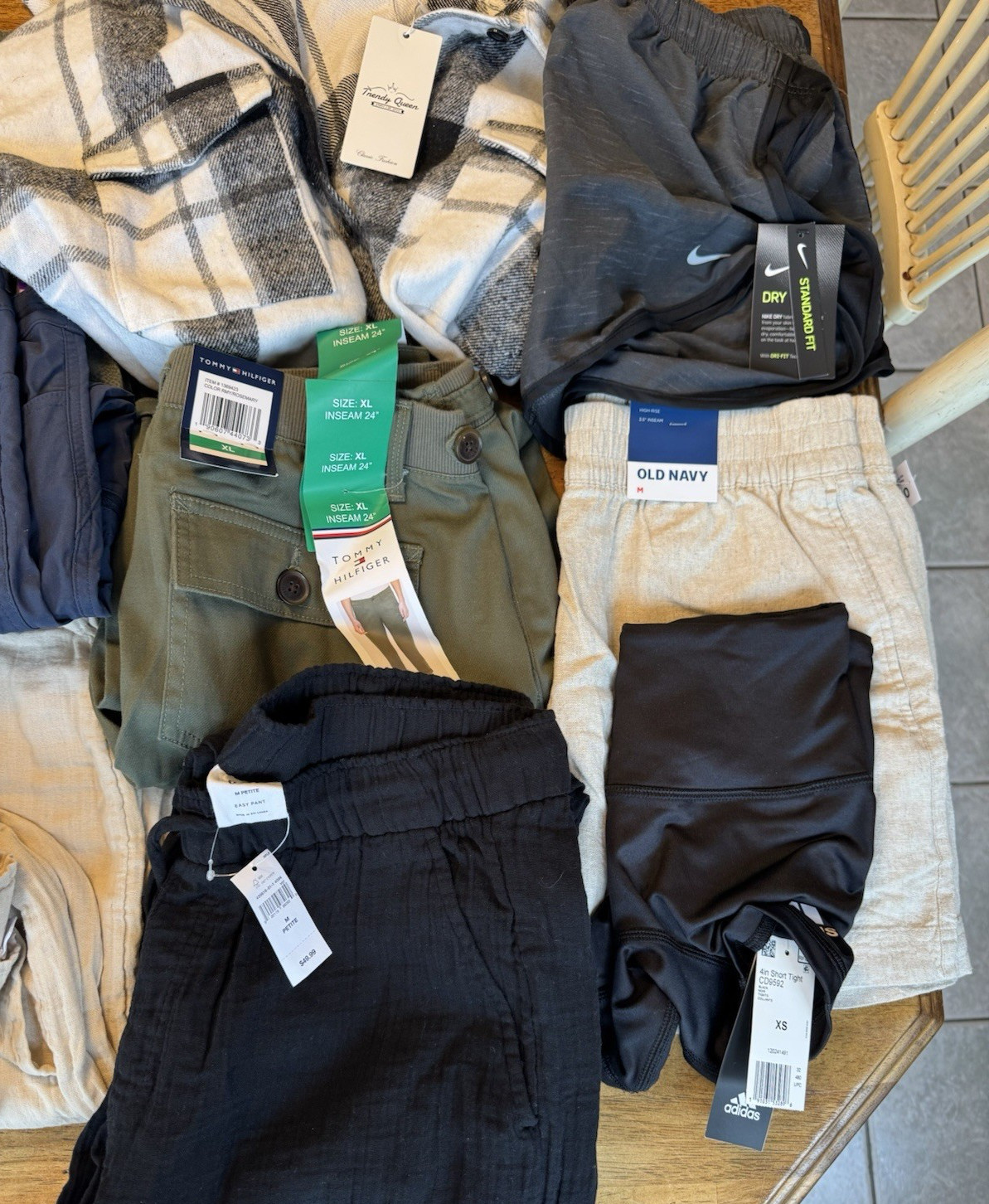 14pc Reseller Wholesale Lot of Women’s Clothing – Mixed SEE DESCRIPTION