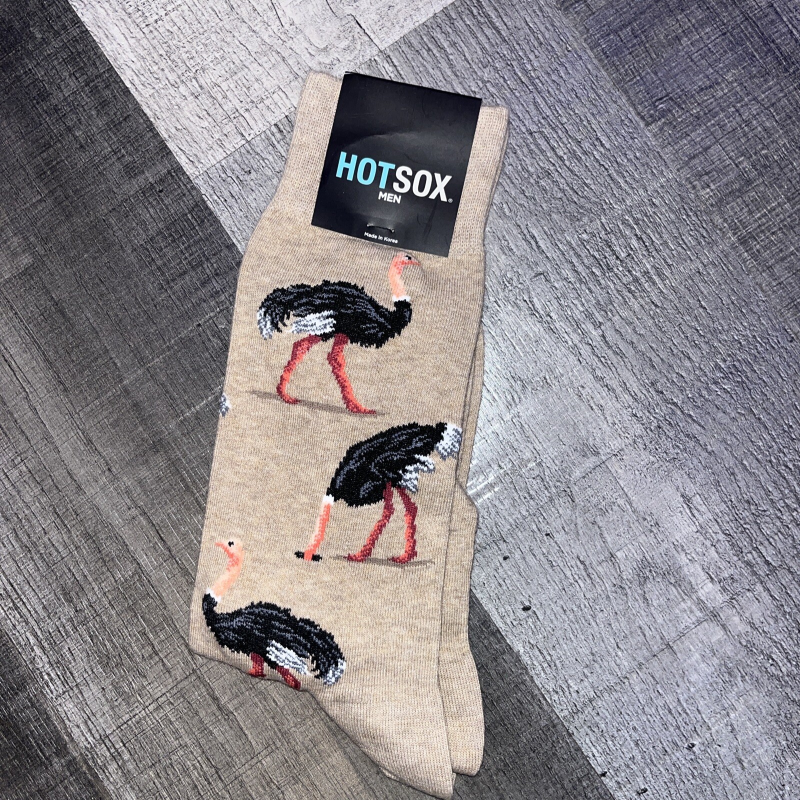 HOTSOX MENS BEIGE OSTRICH BIRD NOVELTY DESIGN DRESS SOCKS LARGE