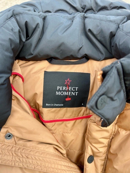 PERFECT MOMENT Moment Tan 2-Tone Quilted Shell Goose Down Ski Jacket Womens Sz L