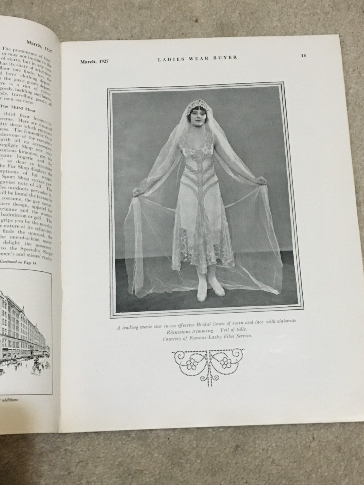Vtg 1927 Ladies Wear Buyer Magazine for Woman, Dept & General Stores, Canada