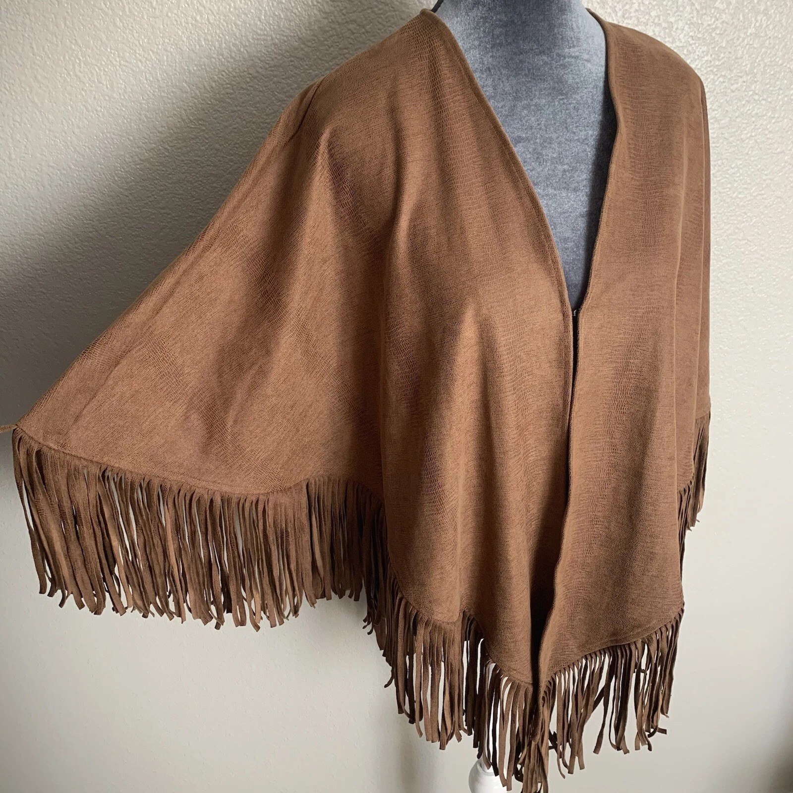 Chico’s Brown Fringe Poncho Shawl One Size Western Boho Faux Suede Wrap