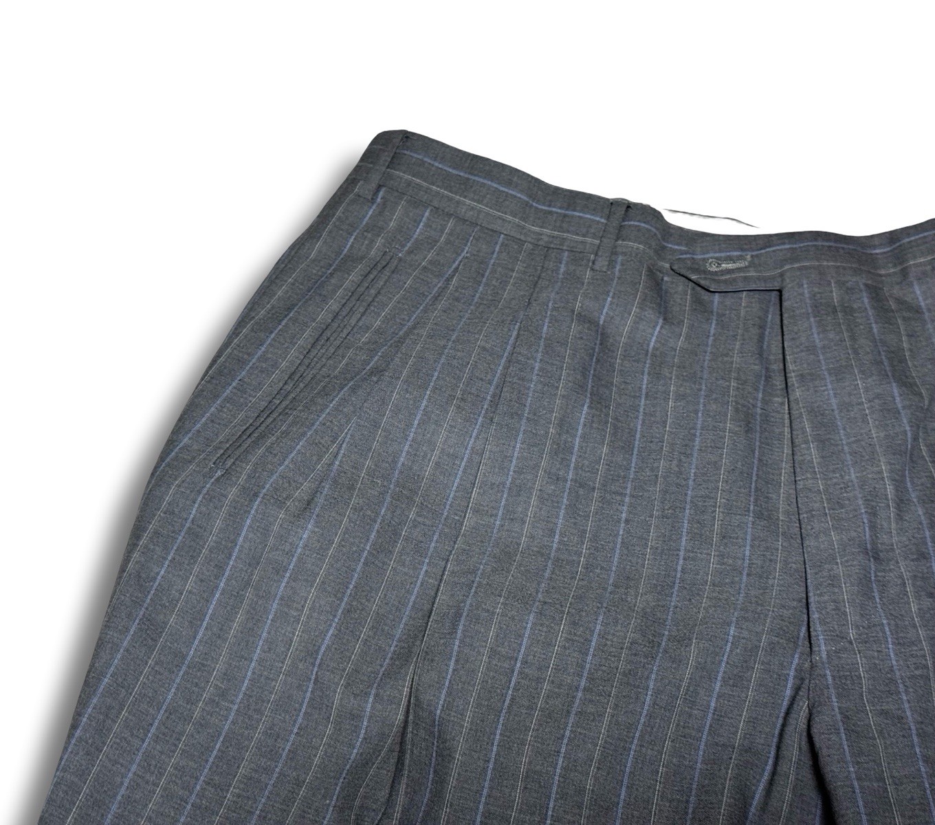 Vintage Corneliani 48R/40×28 Pants Super 150s Wool Gray Baby Blue Pinstripe Suit