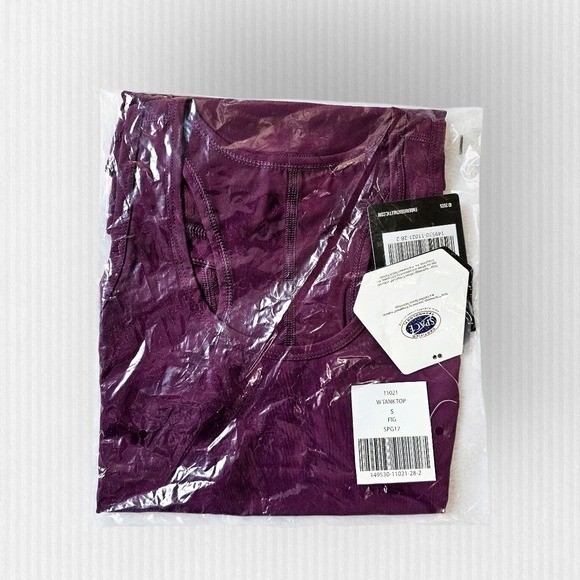 Endeavor Tank Women’s Athletic Top Color Fig Purple Size Small Activewear NWT