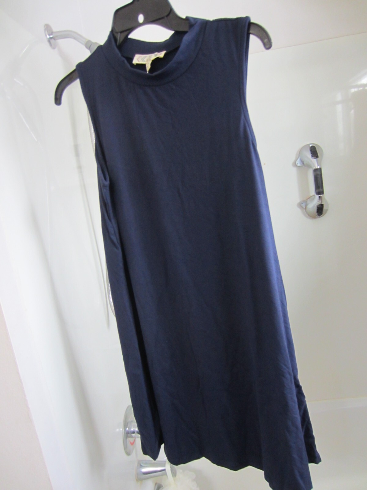 NWT women’s sleeveless dress Pink Rose Size XL navy color RETAIL 38.00