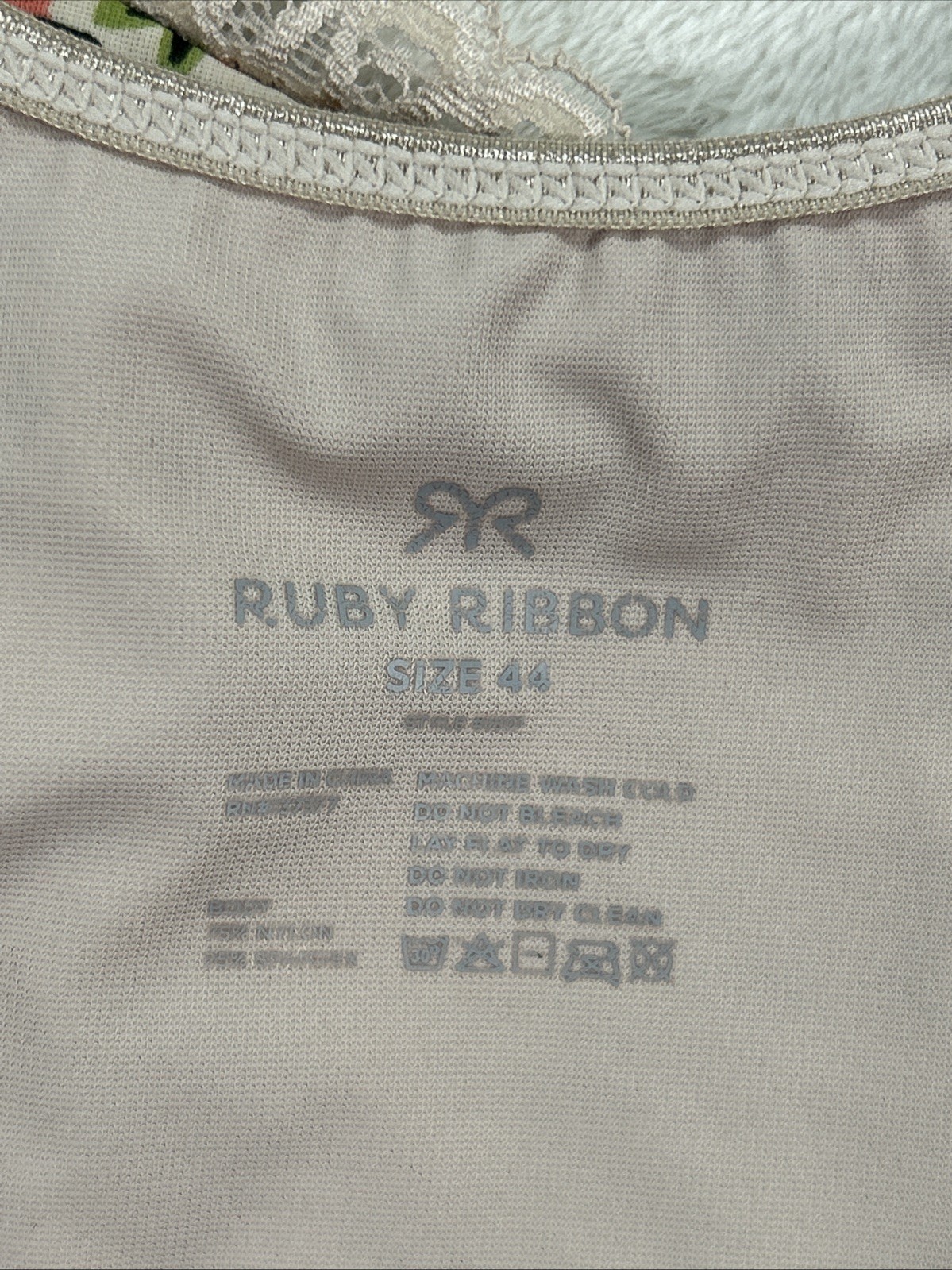 Ruby Ribbon Bra Heritage Lace Demiette Floral Size 44
